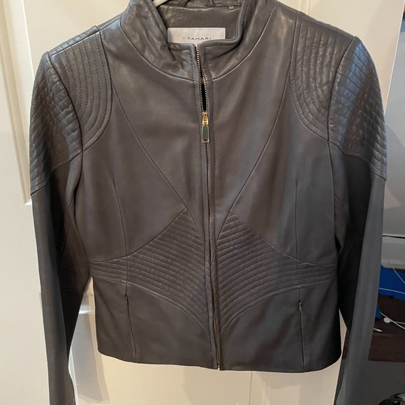 T Tahari Leather Jacket - Picture 2 of 8